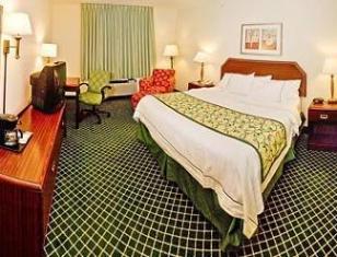 Fairfield Inn And Suites By Marriott Burlington Hotel