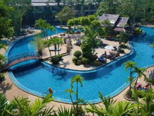 เดอะ กรีน พาร์ค รีสอร์ท (The Green Park Resort)