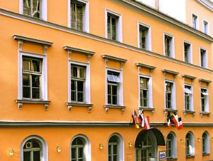 Austria-Hotel Adlon