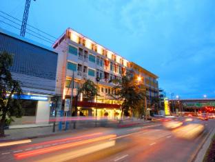 Bangkok Loft Inn 曼谷阁楼旅馆