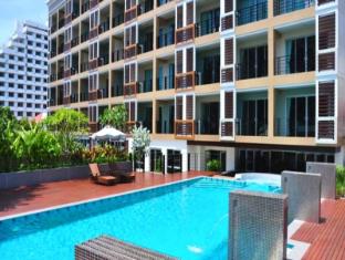 August Suites Pattaya 芭堤雅八月酒店
