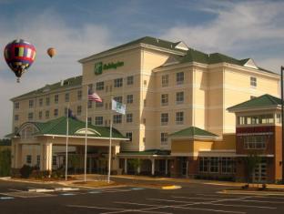Holiday Inn Hotel & Suites Front Royal Blue Ridge Shadows
