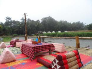 Baan Pai Riverside Resort 班拜河畔酒店