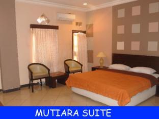 Photo of Mutiara Indah Hotel, Balikpapan, Indonesia