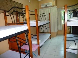  Sea View Sandakan Budget & Backpackers Hotel - Room type photo