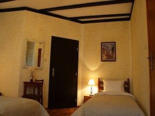 Romania-Avalon Rooms Hotel