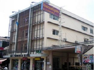 Sri Chumphon Hotel 斯里兰卡春蓬酒店