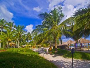 Samoa-Coconuts Beach Club