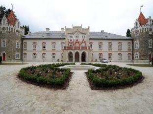 Czech Republic-Chateau Heralec Hotel