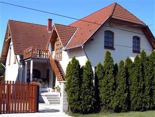Hungary-Balla Apartmenthouse