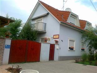 Hungary-Angelhaus Apartment