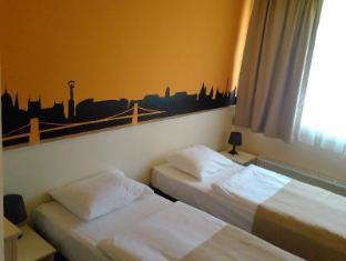 Hungary-Hotel Pest Inn