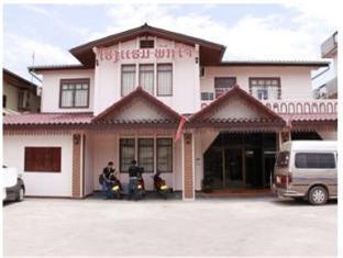 Laos-Phakchai Hotel