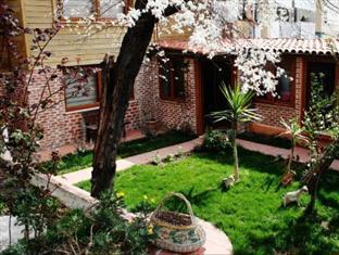 Istanbul Garden Suite