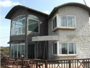 Haeohreum Guesthouse Jeju