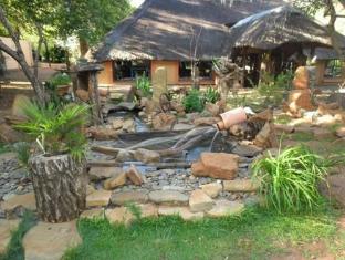 South Africa-Hornbill Lodge and Legends Restaurant