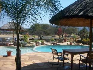 Namibia-Gabus Game Ranch Hotel
