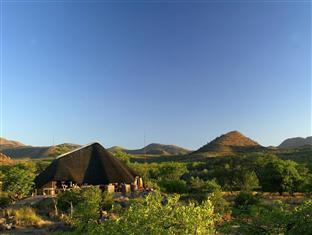 Namibia-Huab Lodge & Bush Spa