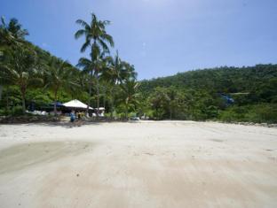 Paradise Bay Island Resort