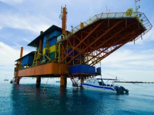Seaventures Dive Rig Resort 海洋探险潜水度假村