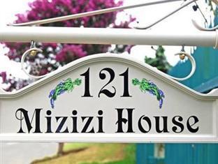 Mizizi House Of Sandton B&B