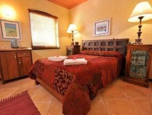 Manuel Towers Boutique Bed & Breakfast