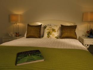 Holmwood Guesthouse & Cottages