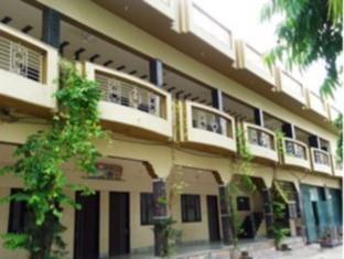 Hotel Kedar Dham 
