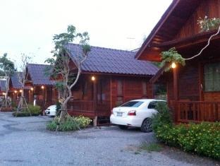 Ruenthong Resort 