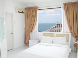 3 Bedroom Seaview Apartment