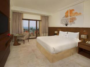 Doubletree by Hilton Hotel Resort and Spa Marjan Island