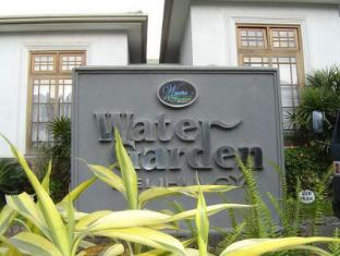 Water Garden Hotel 