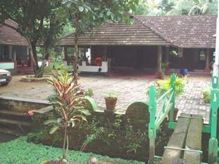 Kodianthara Heritage Farmhouse 