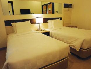 Go Hotels Otis-Manila