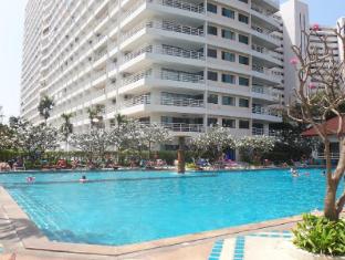 View Talay 5 Condominium Building C by Pattaya Group