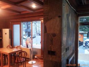 Orange Guesthouse Hongdae