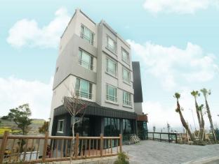 Jeju Saint House Resort