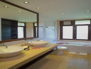 Shimoni Private Pool Villa
