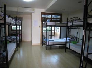 Full Hostel