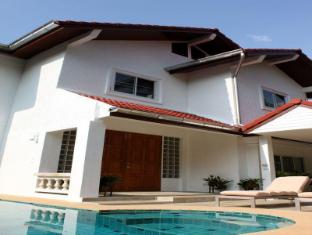 Naklua Pool Villa by Pattaya Sunny Rentals