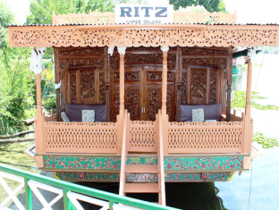Ritz HouseBoat Srinagar