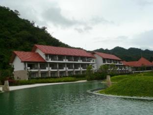 belle villa khao yai resort