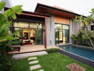two villas holiday phuket: onyx style nai harn beach