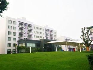 レスポンド アパートメント & ホテル プードン SNIEC (上海瑞邦公寓式酒店)