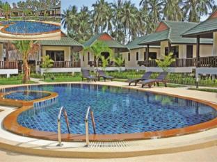 phatcharee resort