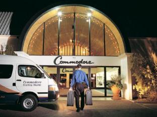 Copthorne Commodore
	Hotel