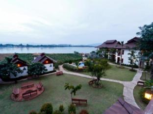 gin's maekhong view resort and spa