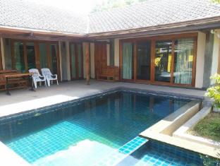 siriburi private pool villa