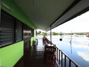 the best riverside guesthouse