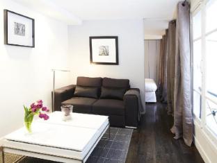 Luxury One Bedroom in Le Marais